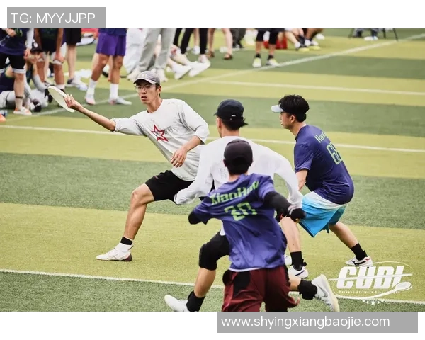 南京飞盘队的耐力变革引发热议探索飞盘运动的魅力与挑战 南京飞盘队的耐力变革引发热议探索飞盘运动的魅力与挑战